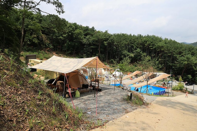 푸르른 캠핑장 시설 사진 6