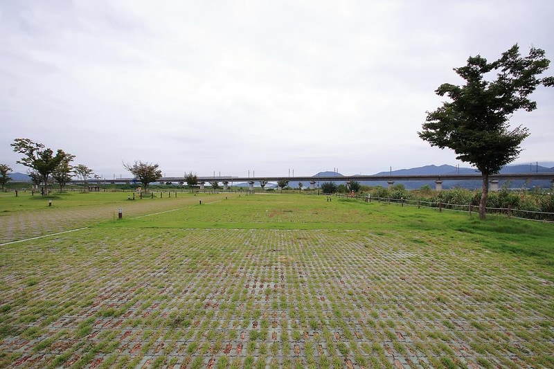 칠곡보 오토캠핑장 시설 사진 2